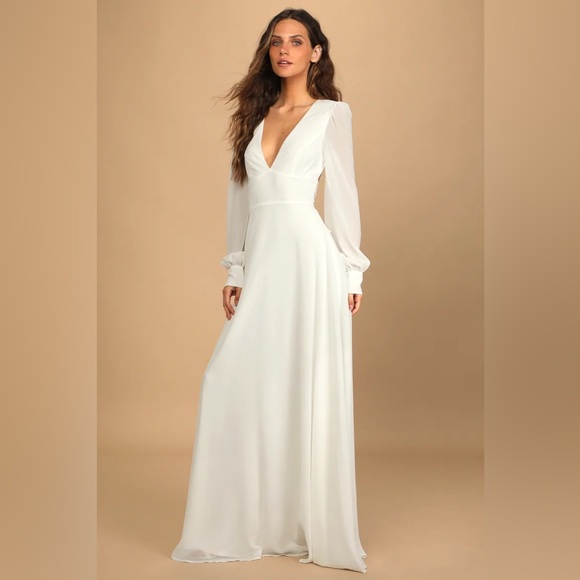 Lulus - Talk About Divine White Long Sleeve Backless Maxi Dress (S/XL) - Picture 3 of 7
